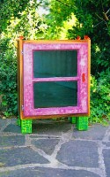 http://klaus-raechl.de/files/gimgs/th-6_vitrinerotlila1.jpg